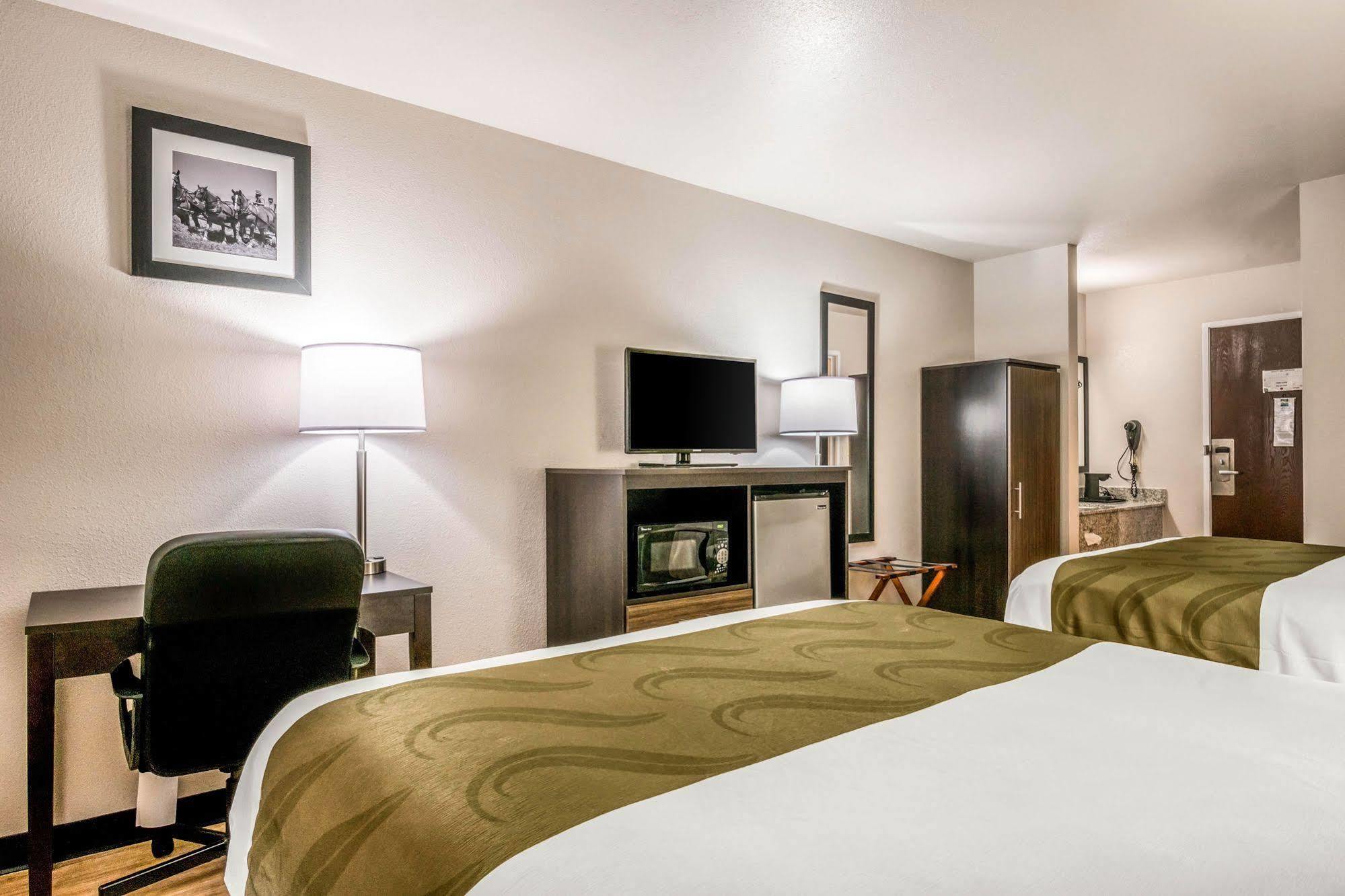 Motel 6 Lancaster, Pa Fertility Bagian luar foto