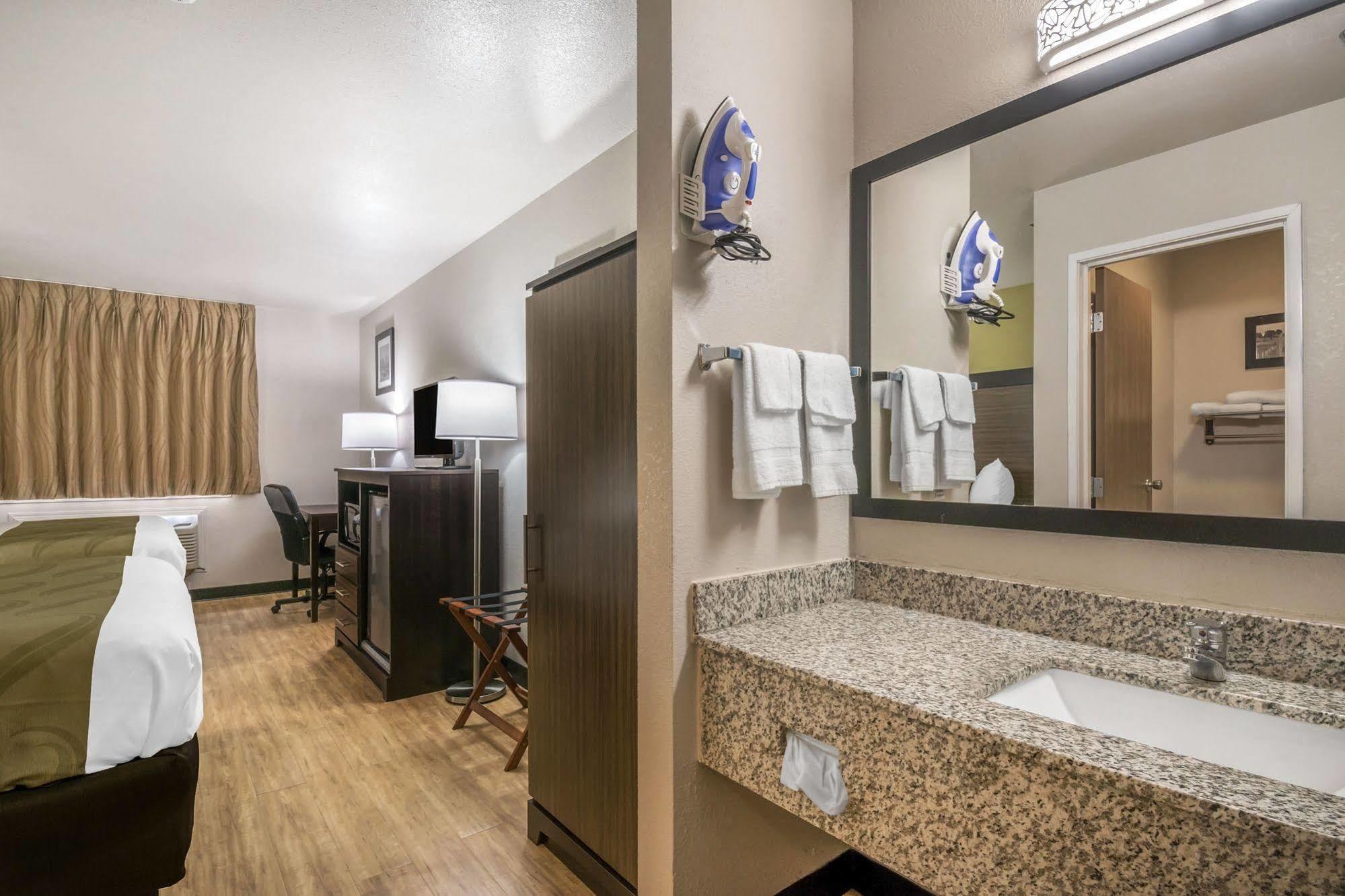 Motel 6 Lancaster, Pa Fertility Bagian luar foto