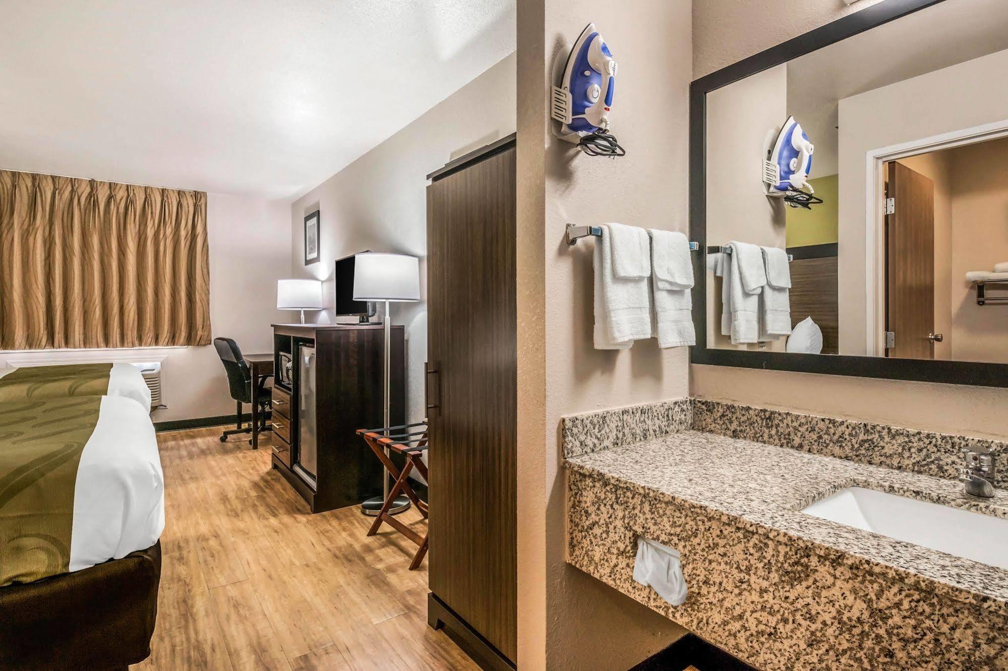 Motel 6 Lancaster, Pa Fertility Bagian luar foto