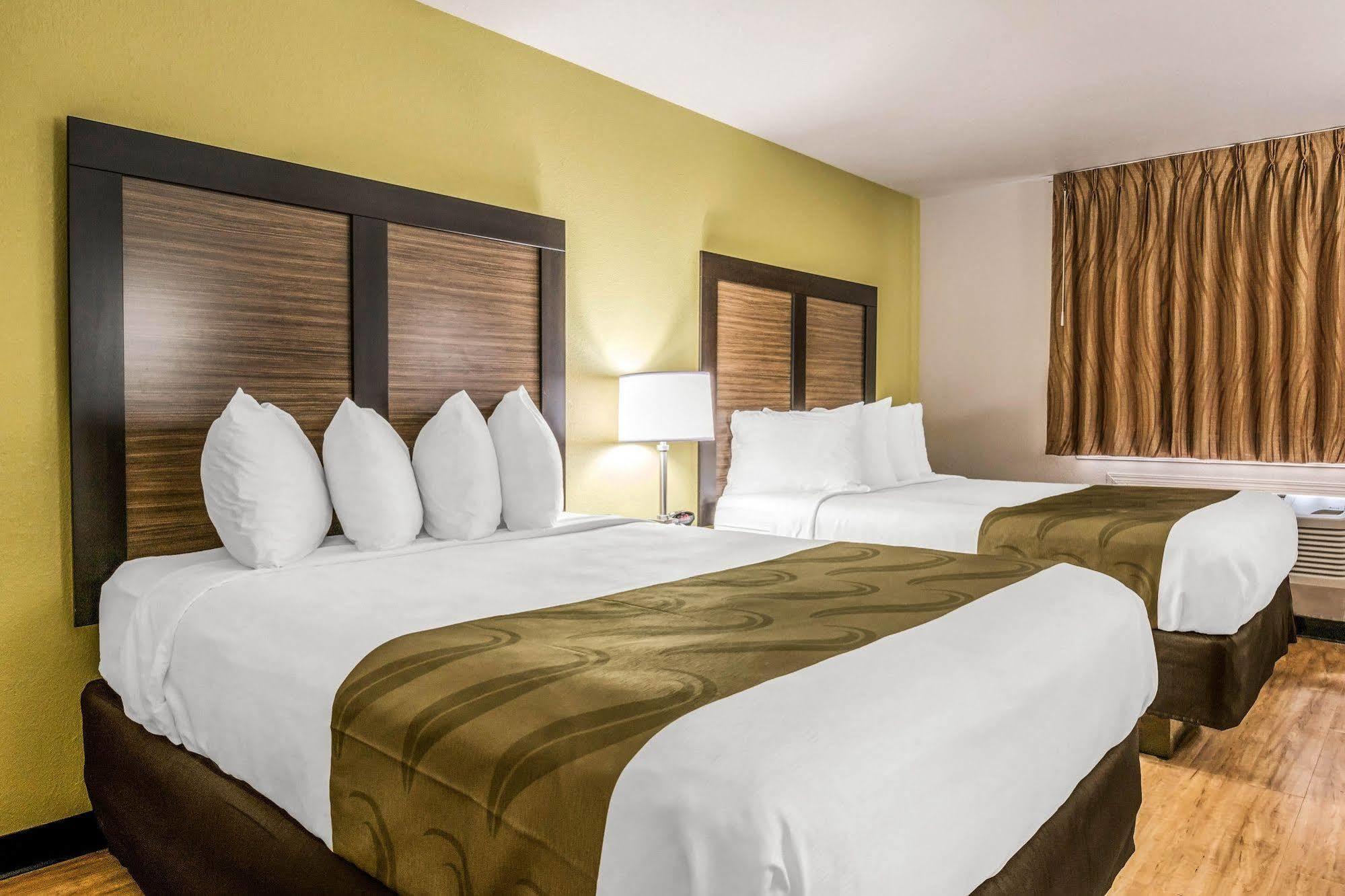 Motel 6 Lancaster, Pa Fertility Bagian luar foto