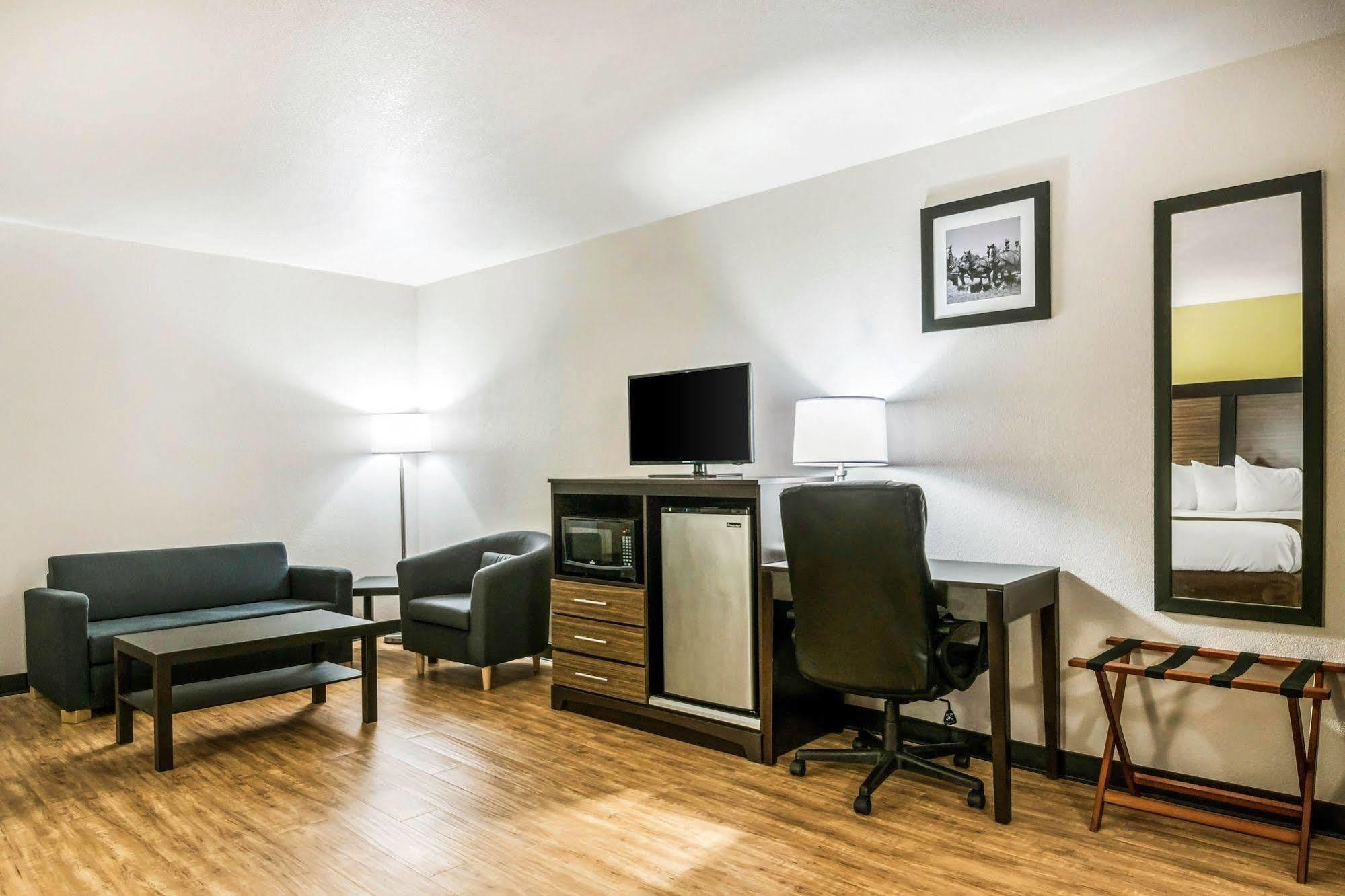 Motel 6 Lancaster, Pa Fertility Bagian luar foto